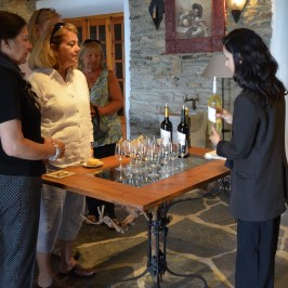 tasting wine tour