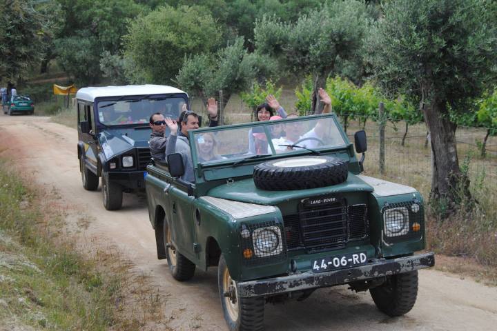 cork jeep tour
