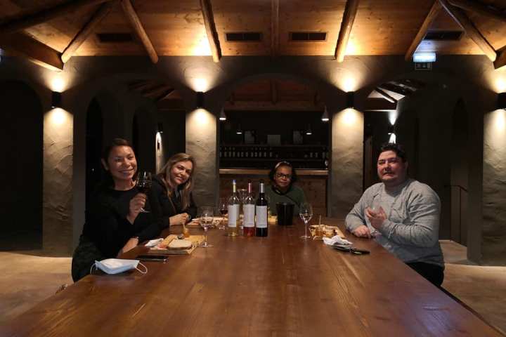 wine tasting tour algarve