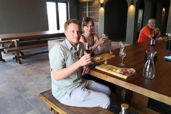 wine tasting tour algarve