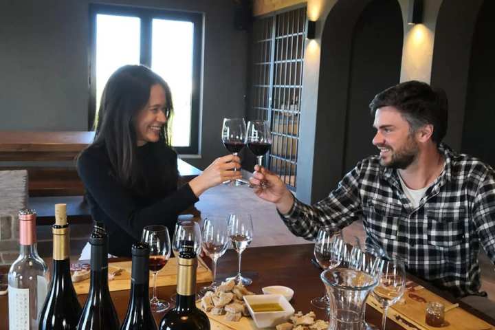 wine tasting tour algarve