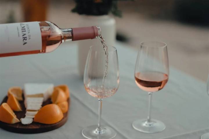 Picnic in the Vineyards