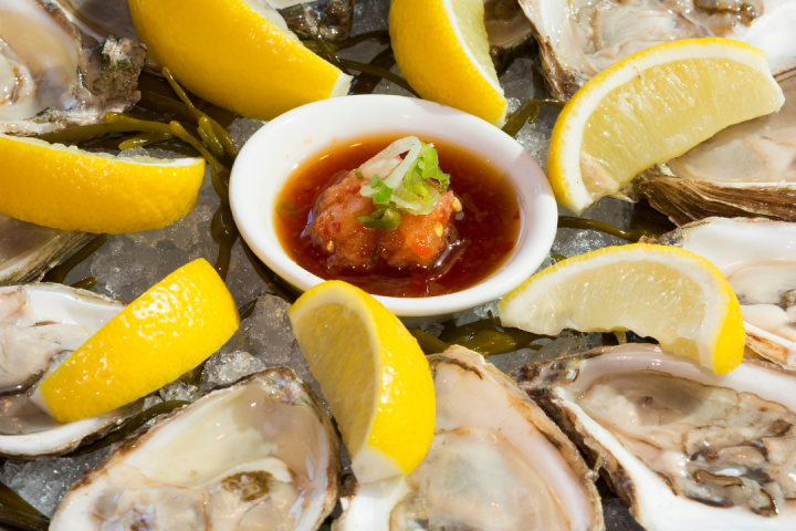 Oysters Tasting & Bubbles Tour