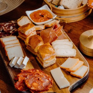 vinho verde & Tapas experience