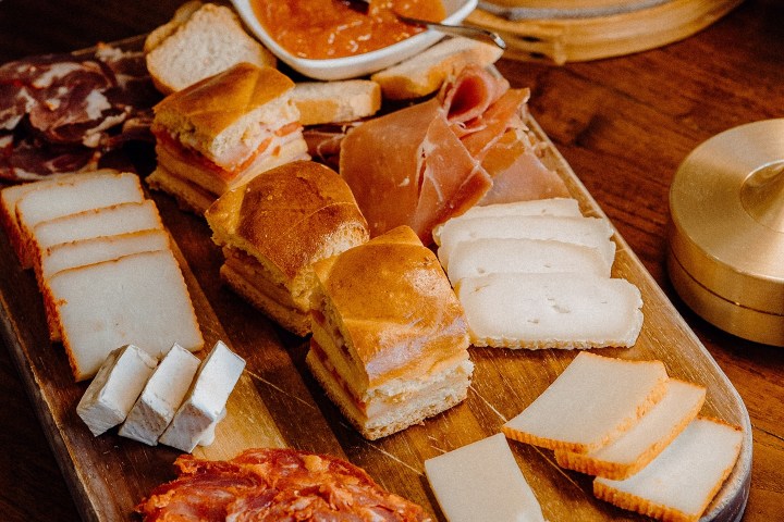 vinho verde & Tapas experience