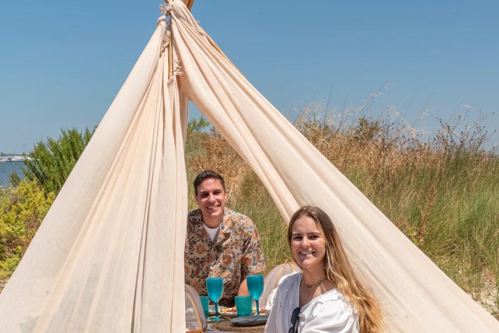Lisbon Private horseback riding & picnic on the beach