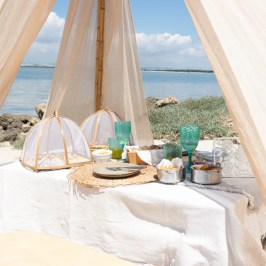 Lisbon Private horseback riding & picnic on the beach