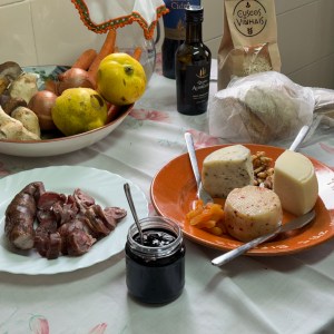 Traditional Douro sausages and cheese from local producers