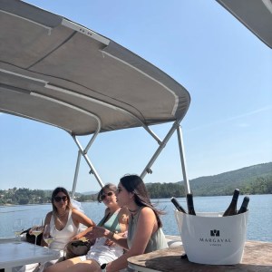 Boat wine tasting in Castelo de Bode Portugal