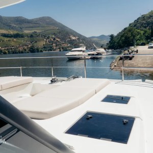 White Port wine served onboard Douro river cruise