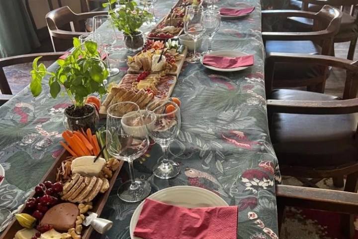 Traditional Alentejo aperitif with bread cheese and wine