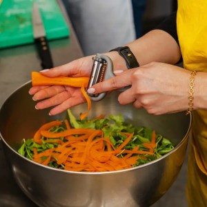 Local chef teaching cooking Madeira recipes