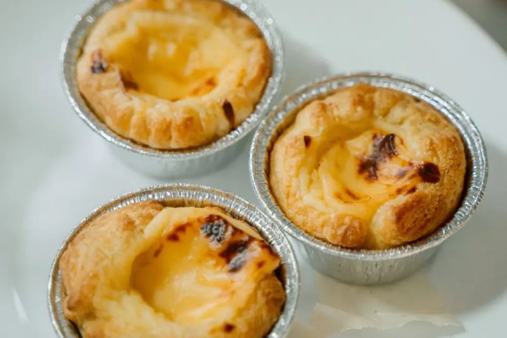 Fresh baked pastel de nata tasting Madeira