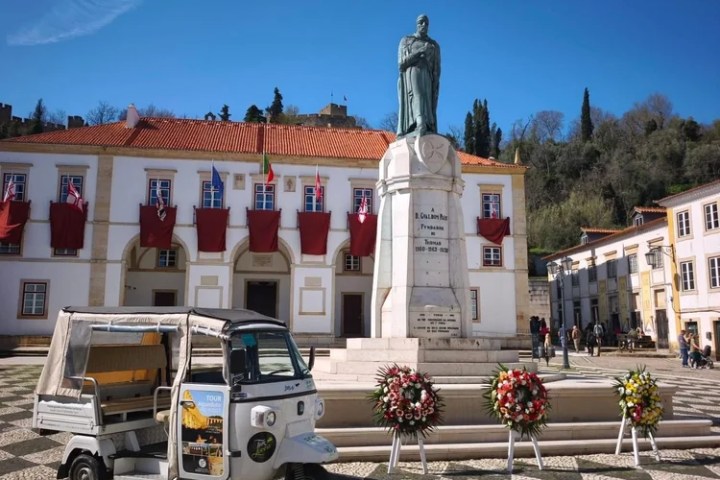 Tuk tuk tour in historic Tomar Portugal