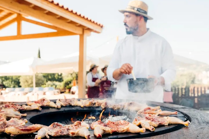 Fire cooked cuisine Douro wine experience