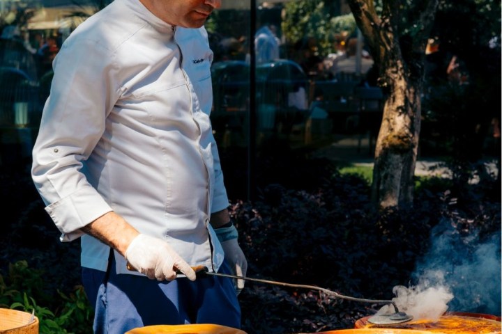 Luxury vineyard dining Douro Valley